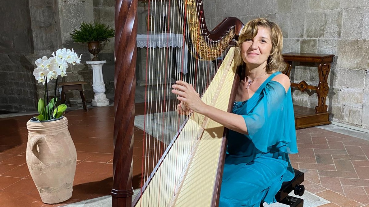 L’arpa racconta il teatro musicale italiano: Susanna Bertuccioli in concerto a Cuneo 