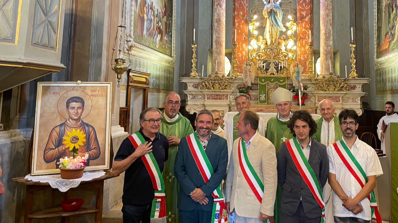 Gaiola, inaugurata la nuova parrocchia dedicata a San Pier Giorgio Frassati  