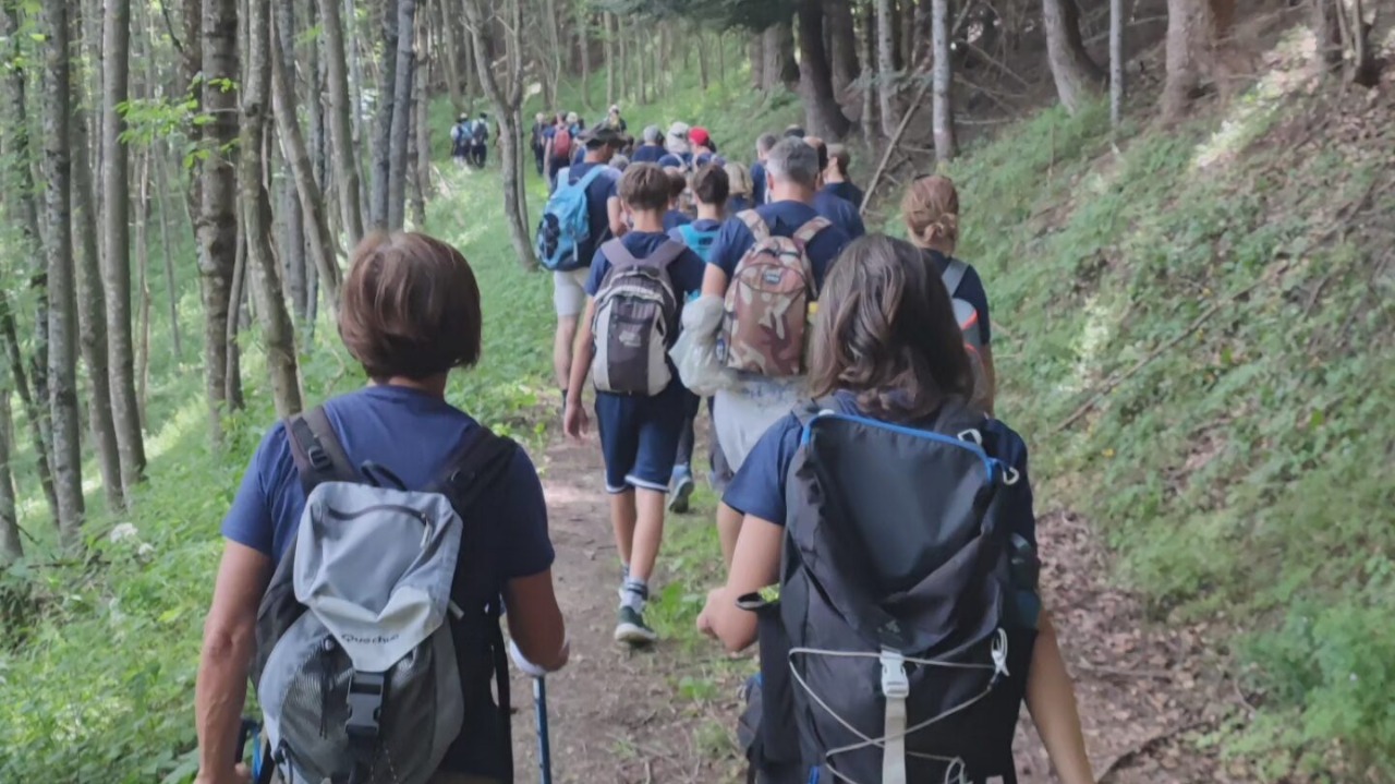 Passeggiata ecologica con Plastic Free a Celle Macra