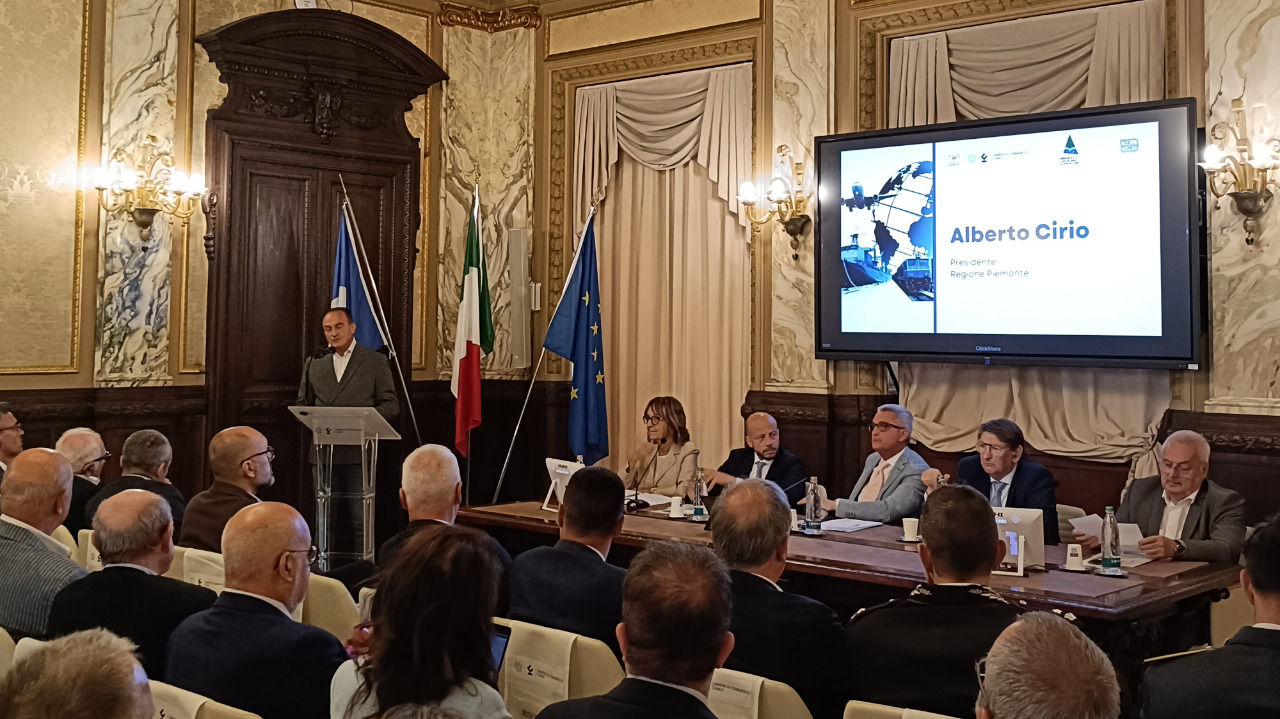 Potenziare la Torino-Savona e un tunnel per collegare meglio Italia e Francia