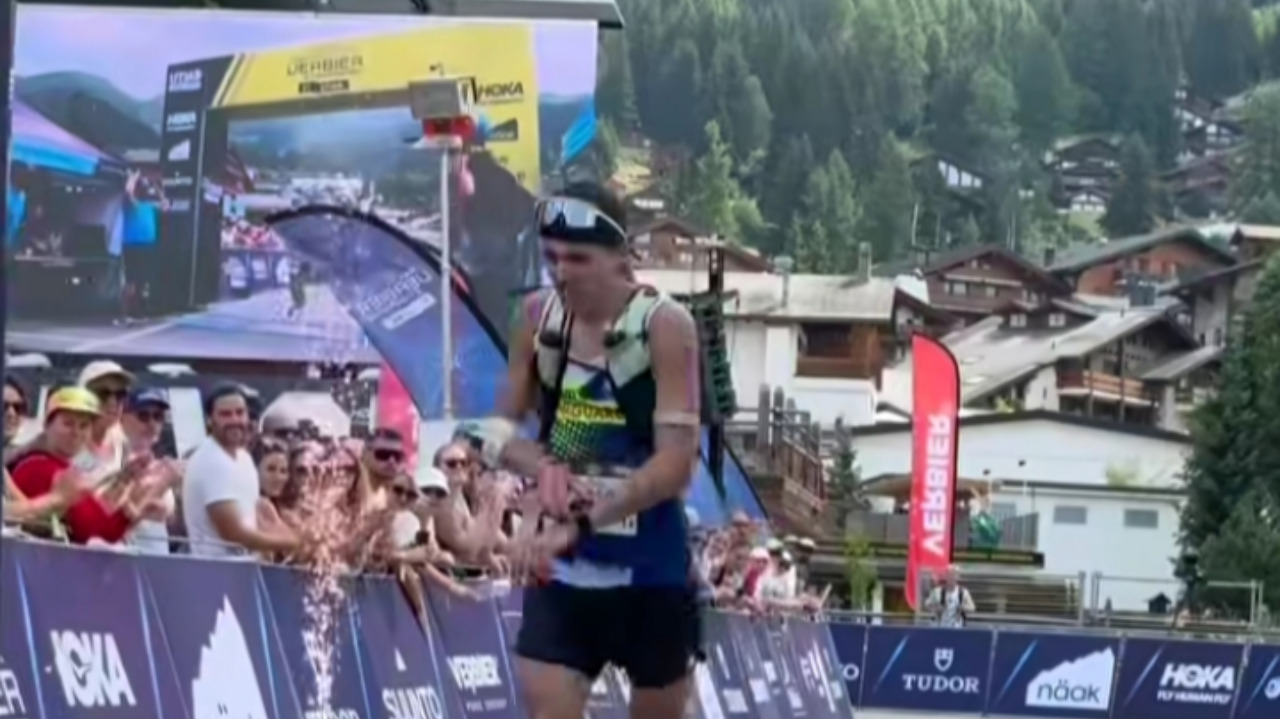 Elia Bongiovanni sul podio alla Verbier Trail Marathon