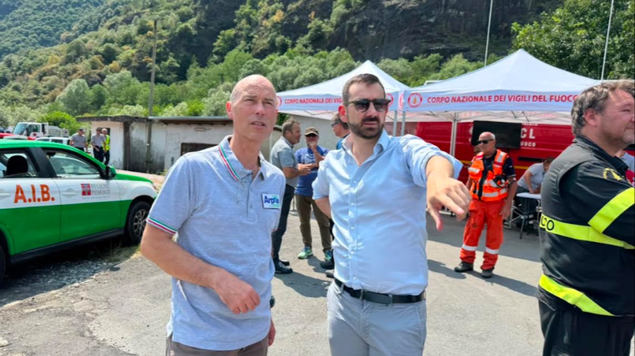 Emergenza incendi in Piemonte, andati persi 700.000 alberi