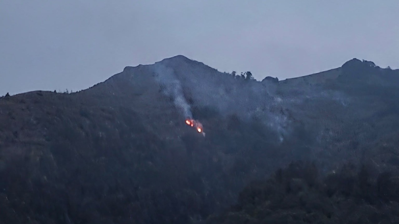 Incendio in valle Gesso, proseguono le operazioni di spegnimento