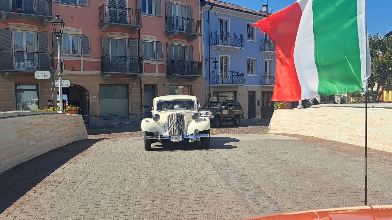 Auto e moto d’epoca, a Roata Canale torna il raduno dedicato ai mezzi storici