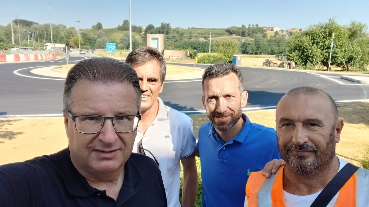 Proseguono i lavori di bitumatura in tutta la provincia
