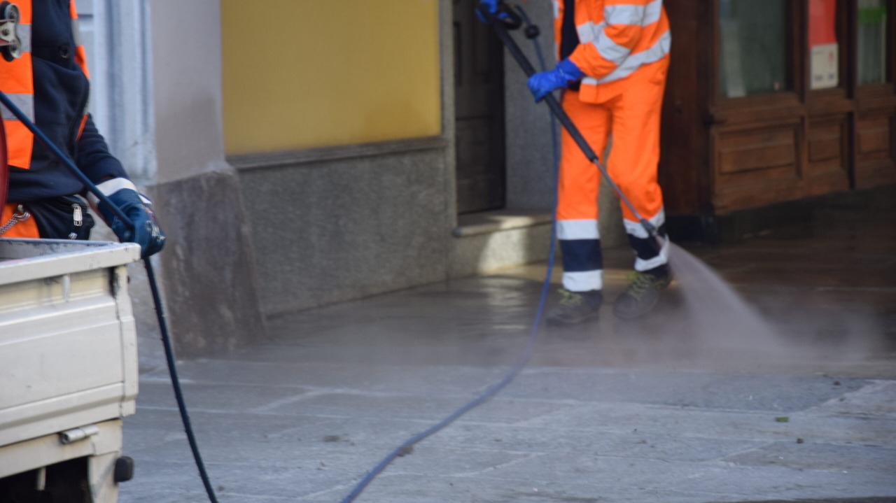 Emergenza idrica, a Mondovì  temporaneamente sospeso il servizio di lavaggio meccanizzato delle strade