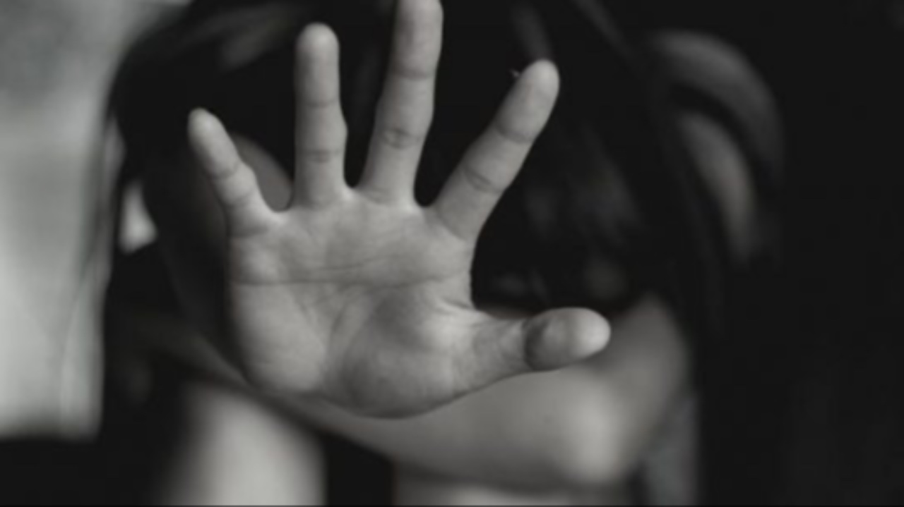 Diversi interventi per botte in casa, un uomo a processo per stalking e lesioni aggravate