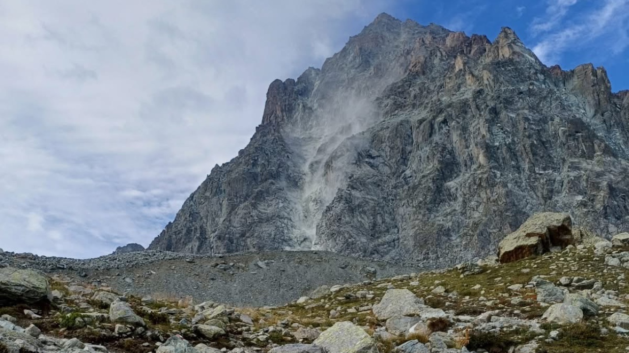 Riapre il sentiero dopo il crollo sul Monviso