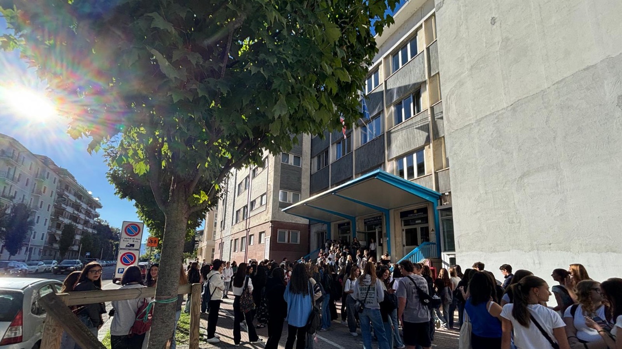 Mercoledì 9 settembre inizia la scuola per i 1400 studenti del De Amicis