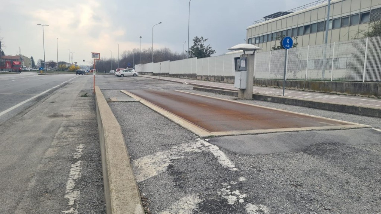 Cuneo, pesa di corso De Gasperi temporaneamente fuori uso