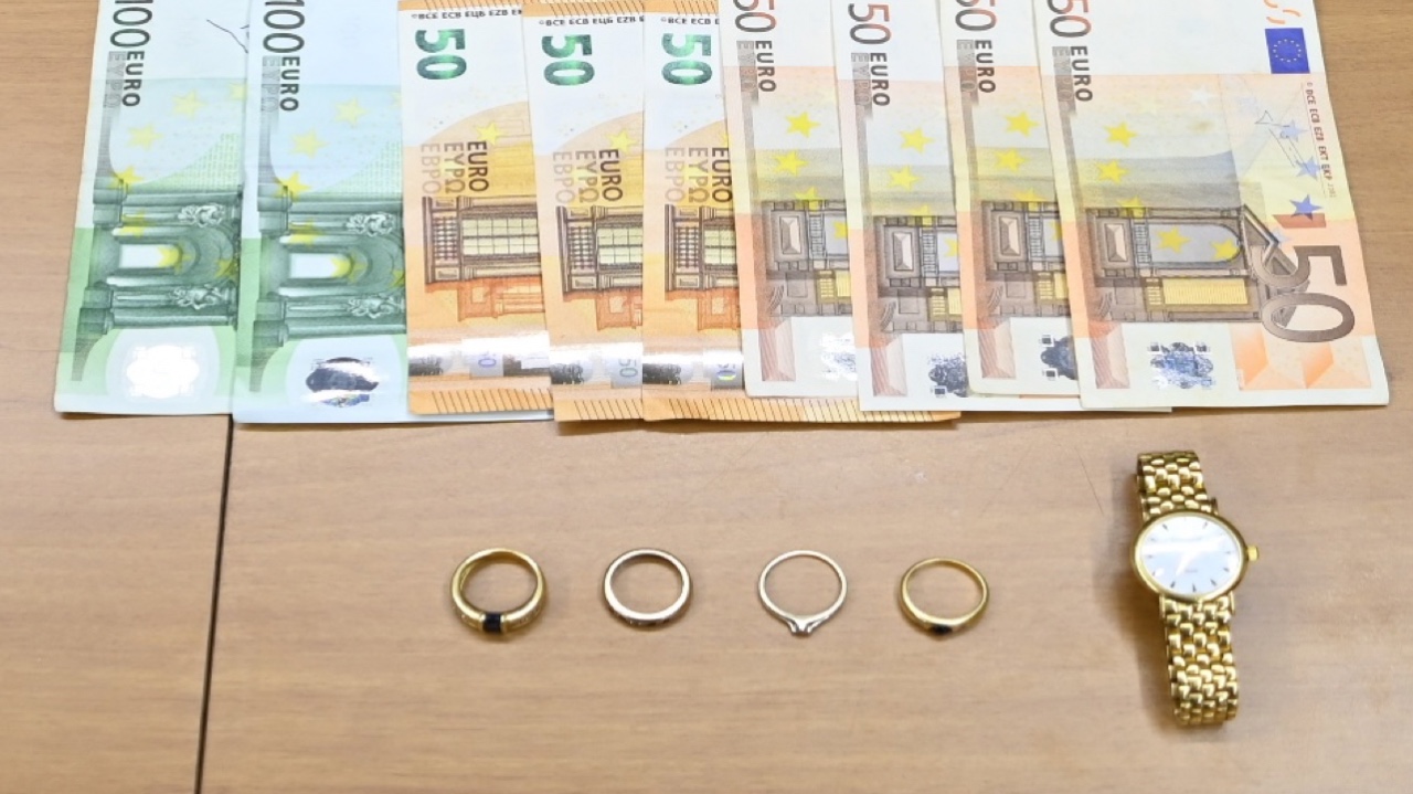 Si finge carabiniere , ruba in abitazione, viene arrestato
