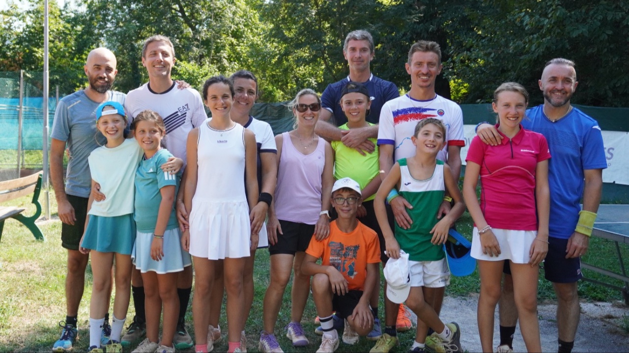 Genitori e figli in campo insieme al New Tennis Boves