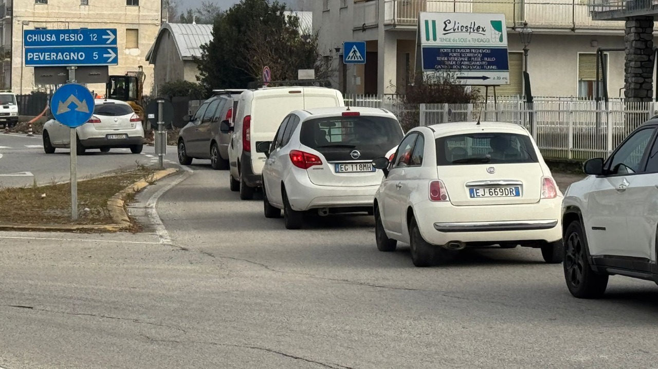 Nel 2027 niente bollo auto per moto e auto fino a 80kw