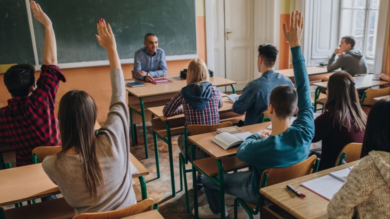 "La scuola è palestra di democrazia"