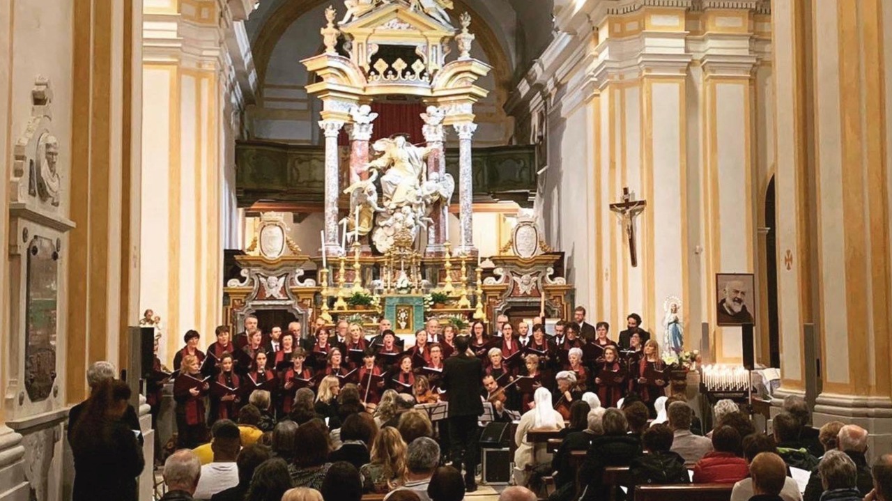 Meditazione musicale con il coro interparrocchiale Pacem in Terris