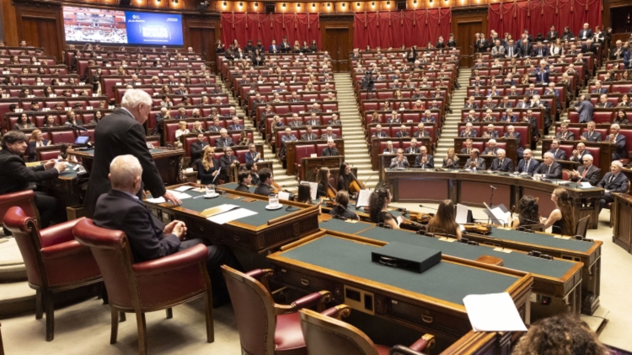Nuova legge elettorale e l’ombra di Vannacci