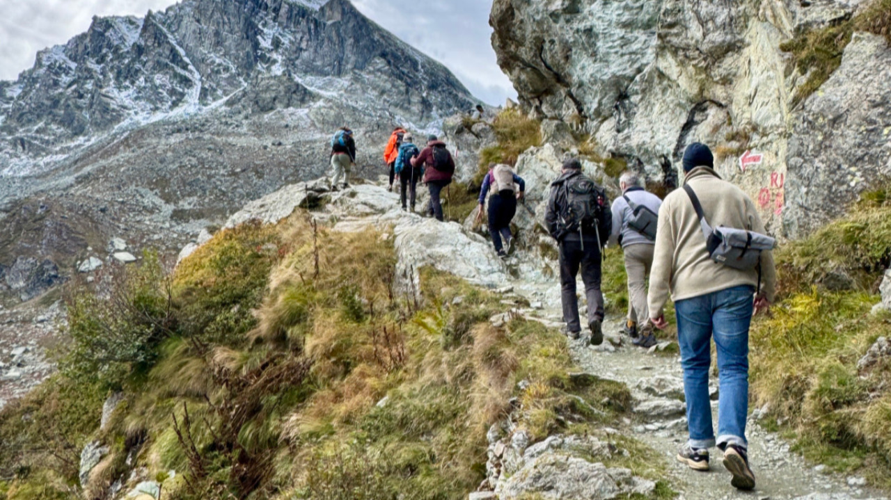 Sulle tracce dei ghiacciai del Monviso per capirne le trasformazioni