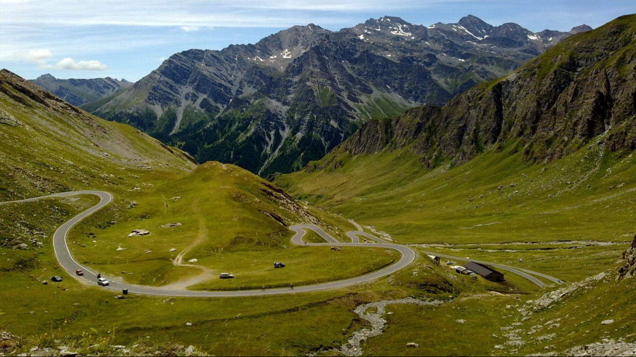 Colle dell'Agnello, revocata la chiusura