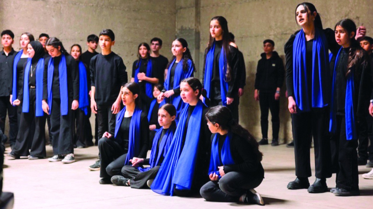 Il coro Amwaj canta la pace e la libertà