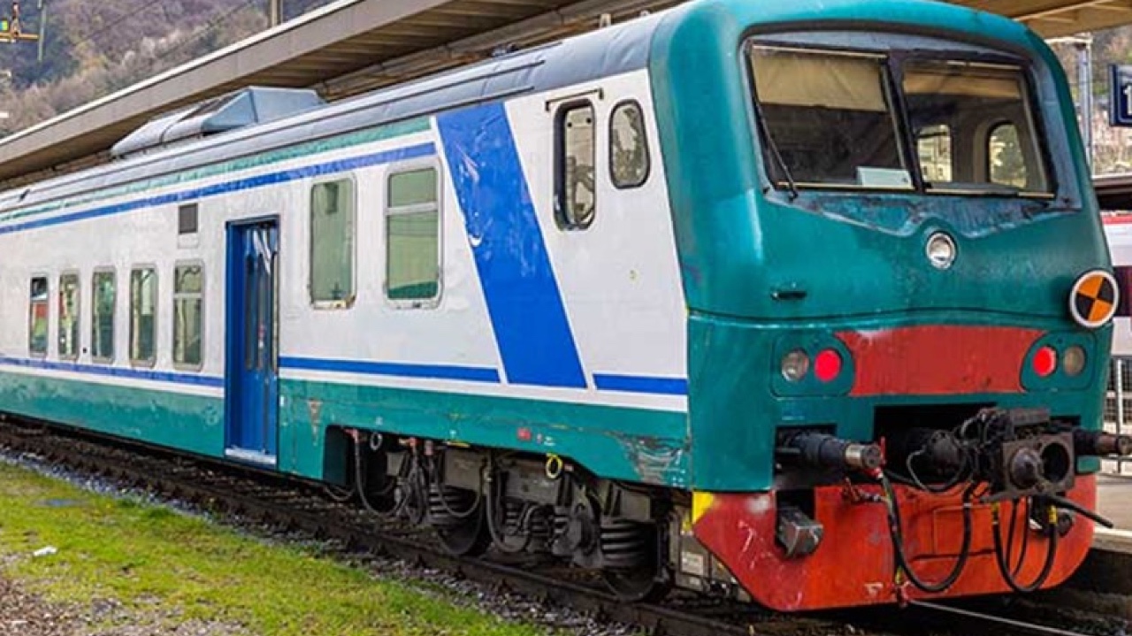 A processo per aggressione al capotreno