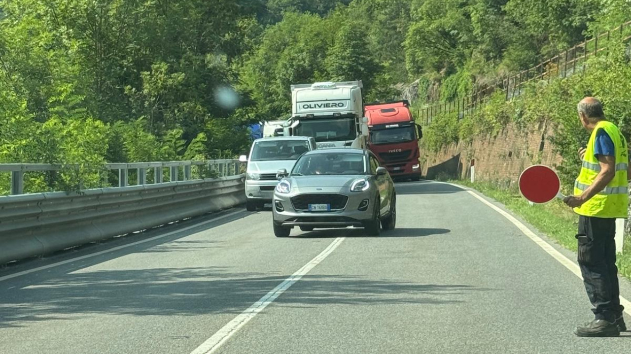 Statale del Colle di Nava temporaneamente chiusa in entrambe le direzioni all'altezza di Ceva