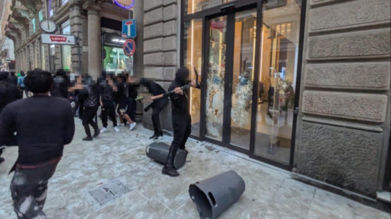 Ogni persona umana è immagine divina e merita totale rispetto