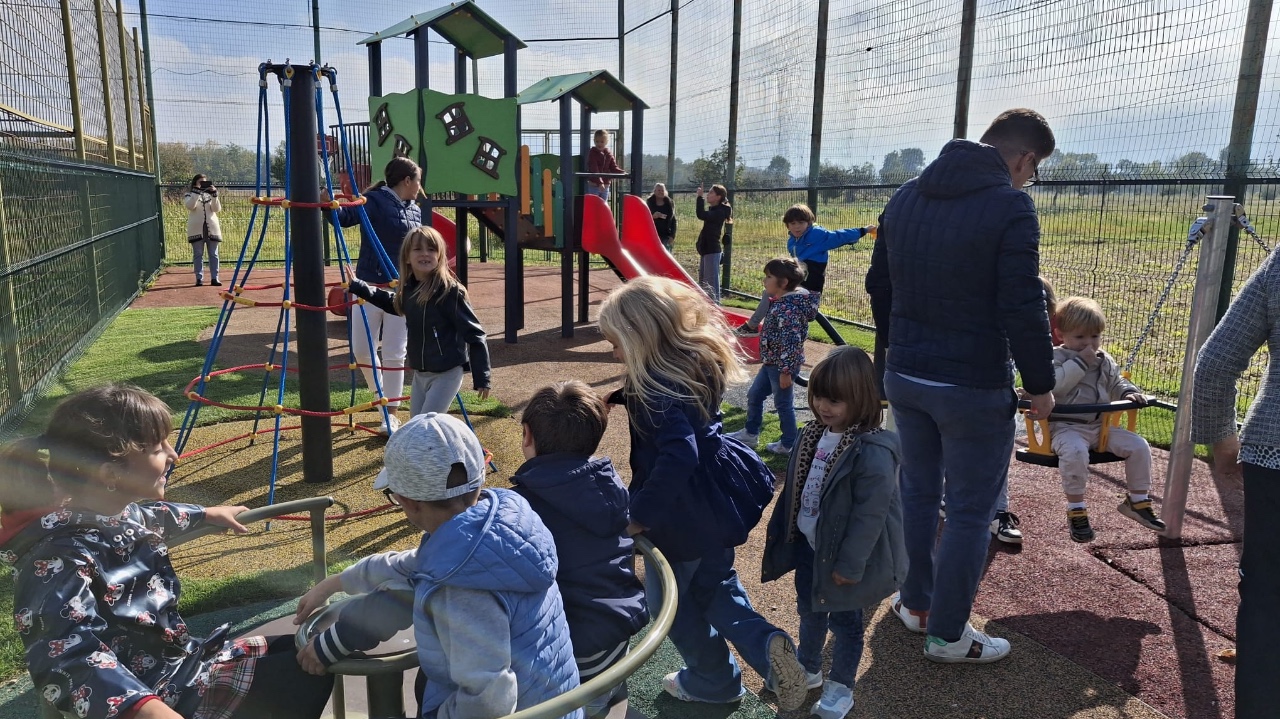Inaugurato a Mellana il nuovo parco giochi Pier Giorgio Frassati 